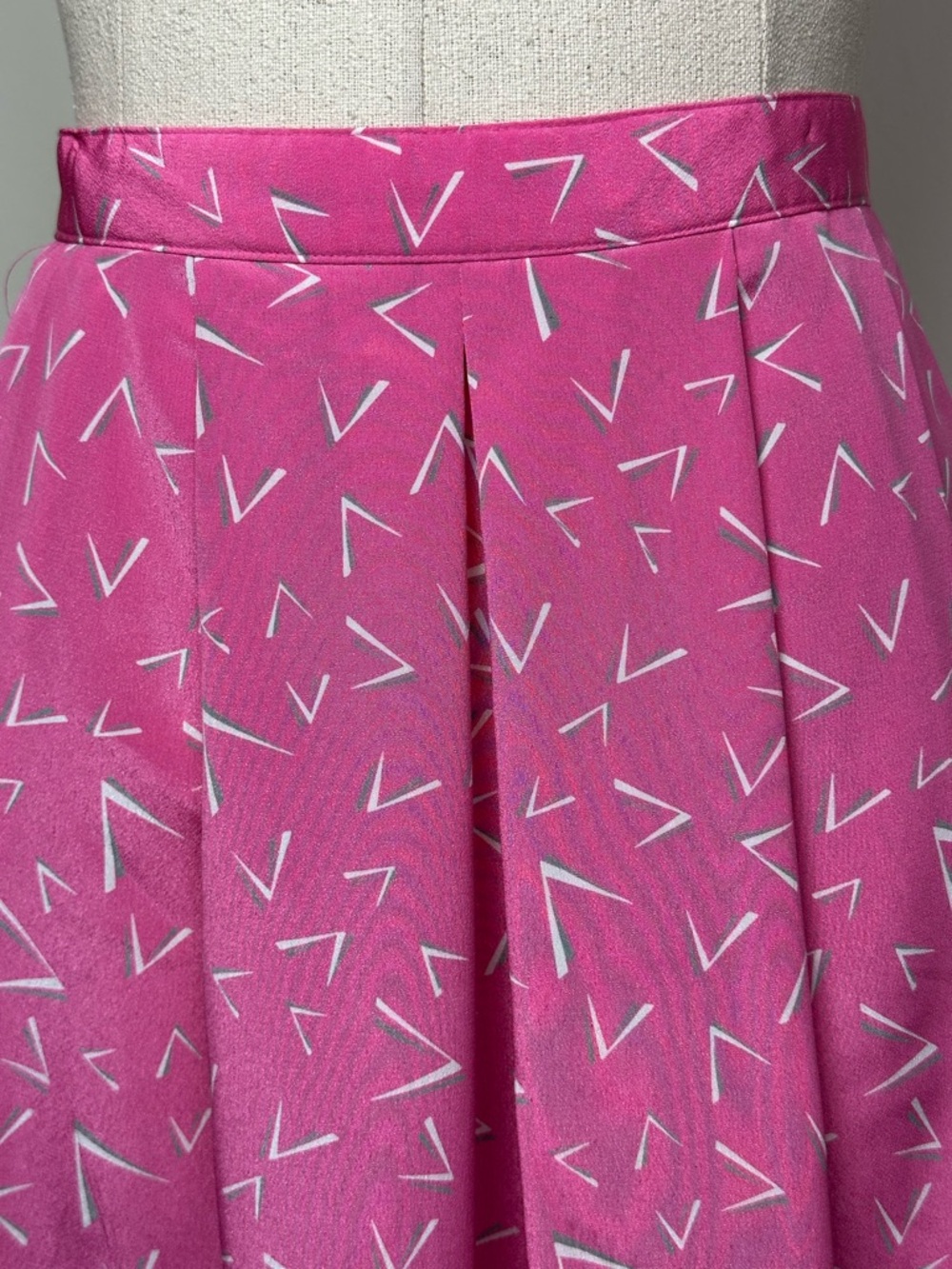 Vintage 90s Midi Skirt - Picture 3 of 8